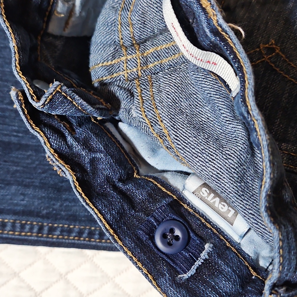 Levi's Dark Blue Straight Leg Jeans, 7 Slim - Picture 6 of 7
